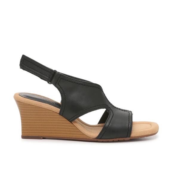 Clarks Collection Women's Kyarra Aster Cutout Wedge Sandals - Picture 2 of 7